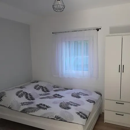 Nad Jeziorem Glebokim